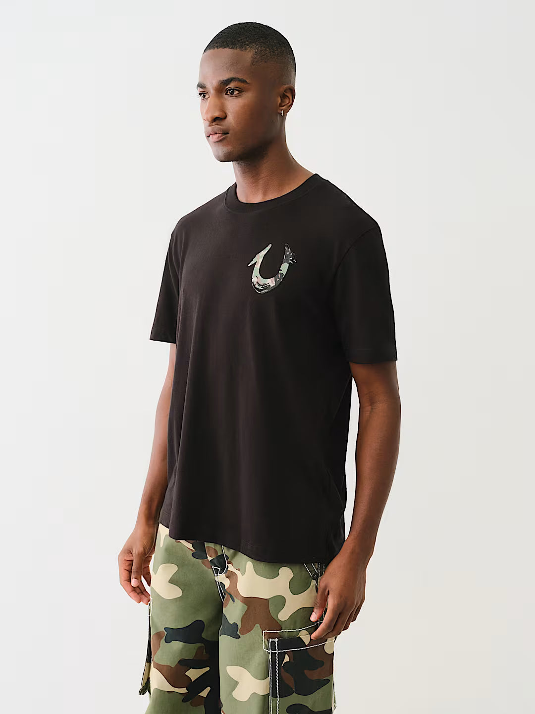 T-shirt fer à cheval camouflage peint