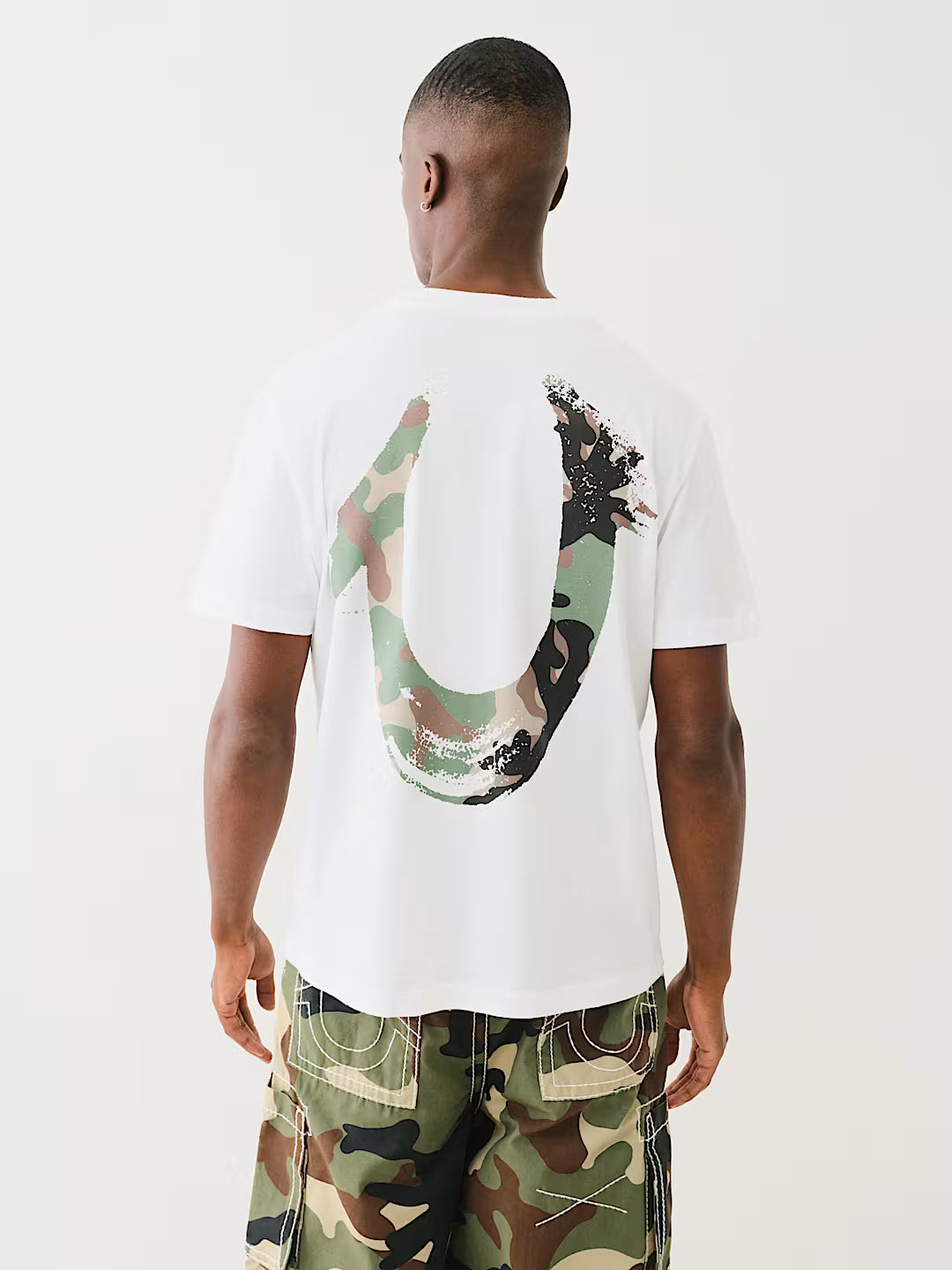 T-shirt fer à cheval camouflage peint