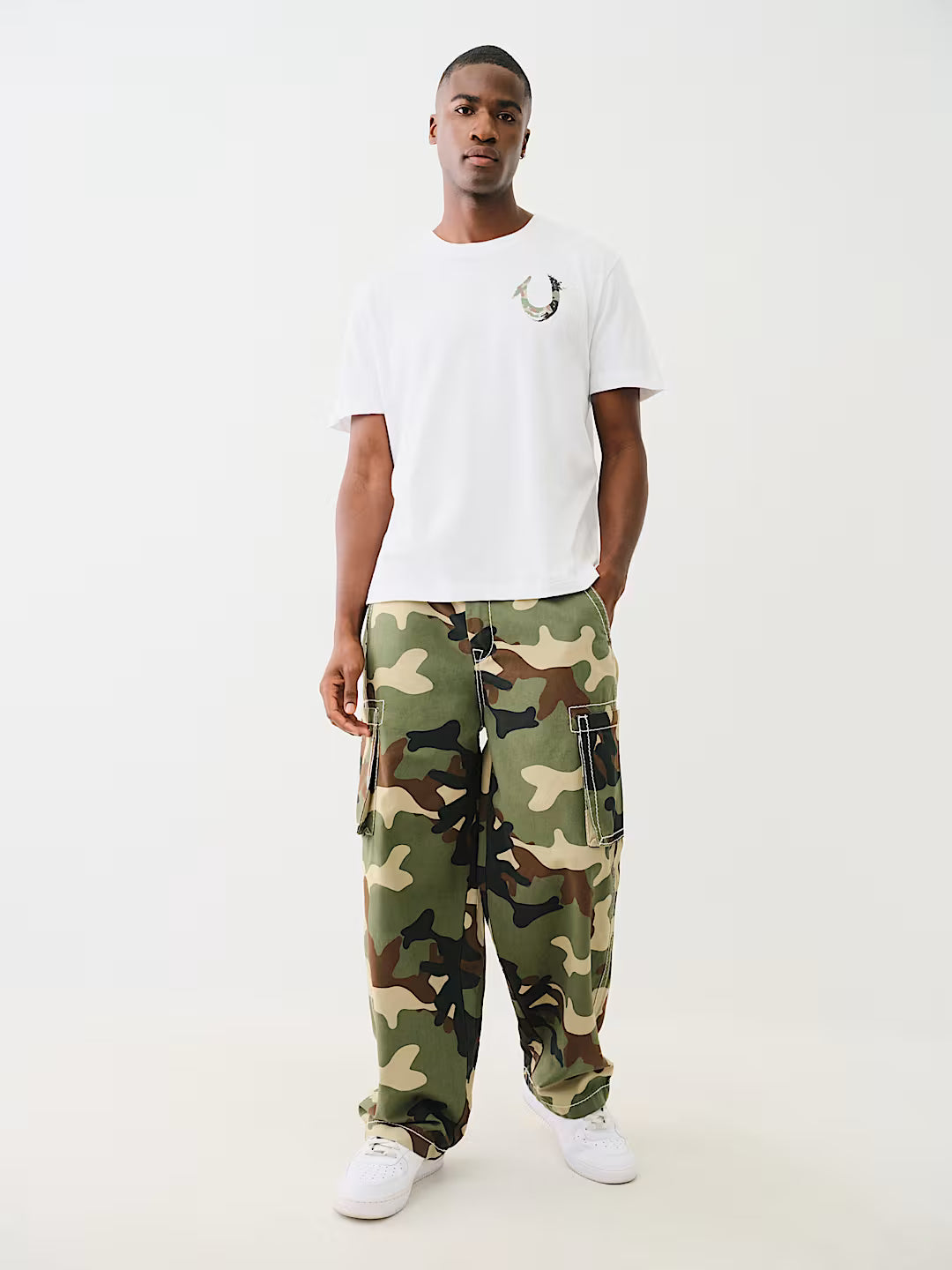 T-shirt fer à cheval camouflage peint