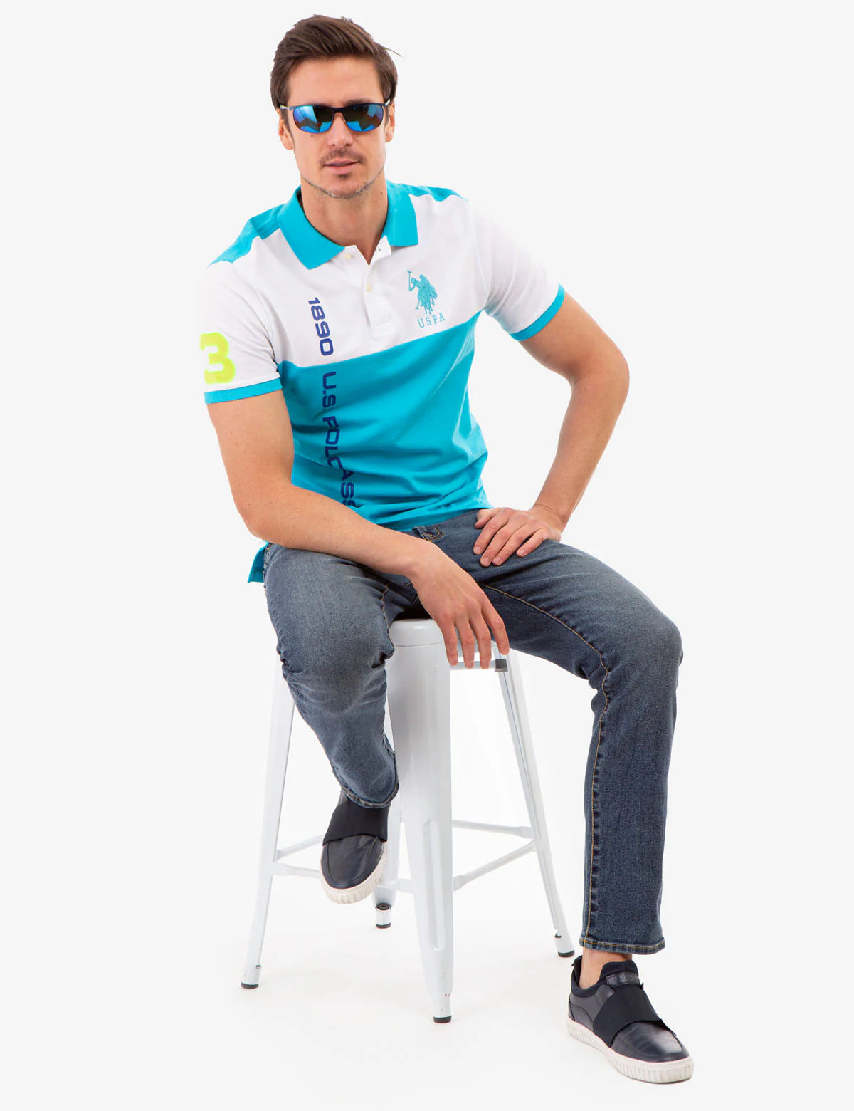 Polo en piqué color block avec imprimé graphique