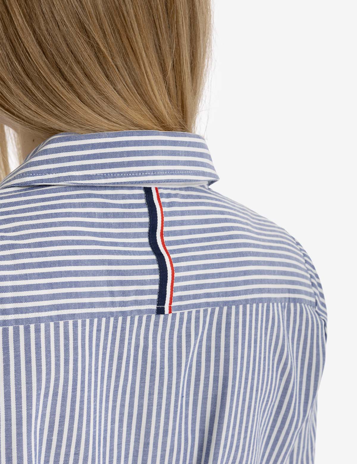 Robe Oxford rayée multicolore avec logo