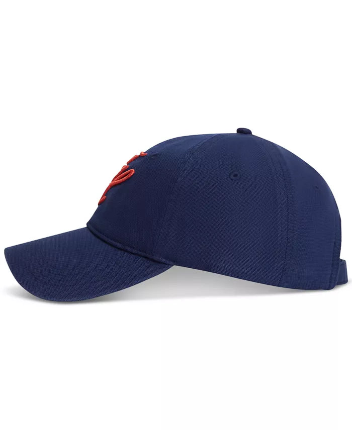 Casquette de baseball bleue avec monogramme  logo script brodé