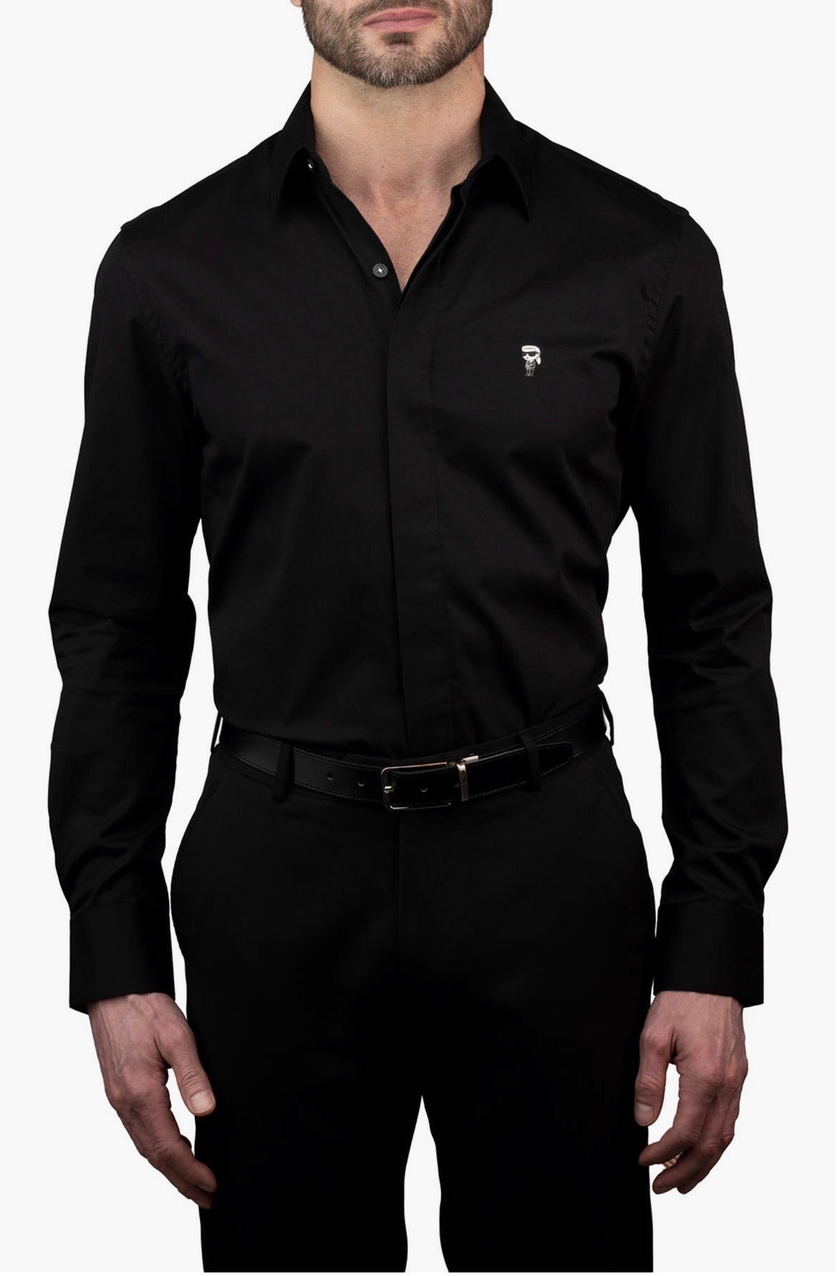 Chemise habillée en coton uni coupe ajustée