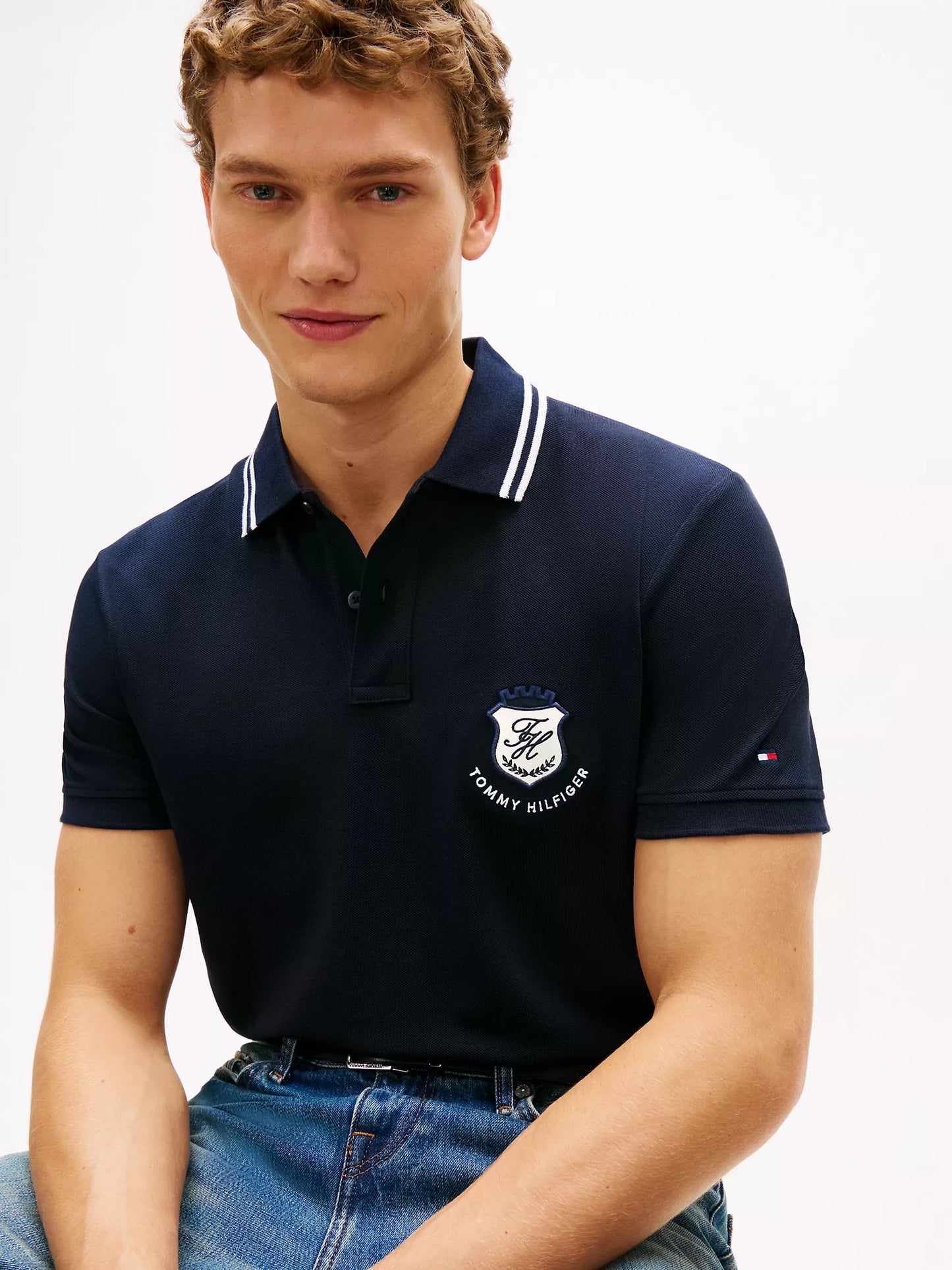 Polo en piqué avec monogramme et écusson, coupe régulière