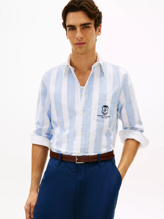 Chemise Oxford coupe classique avec écusson monogramme