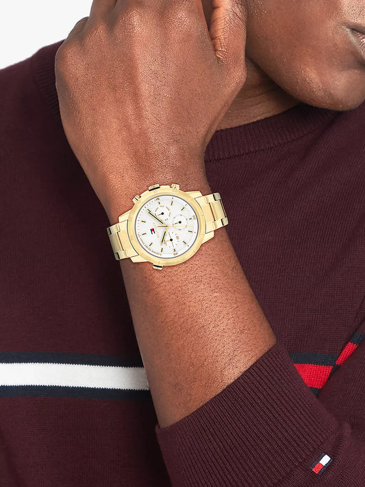 Montre décontractée avec bracelet plaqué or