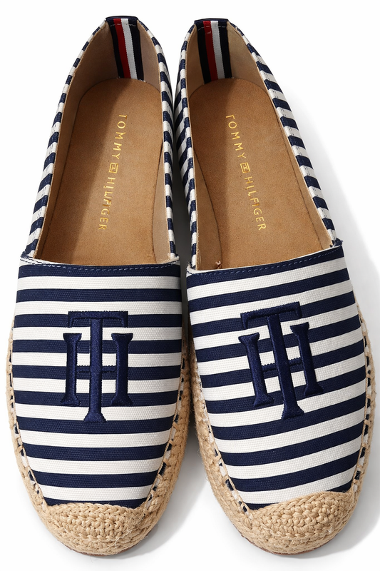 Espadrilles plates Peanni pour femme, à bout fermé