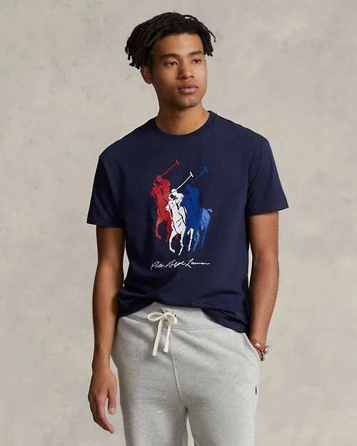 T-shirt à coupe classique avec triple poney